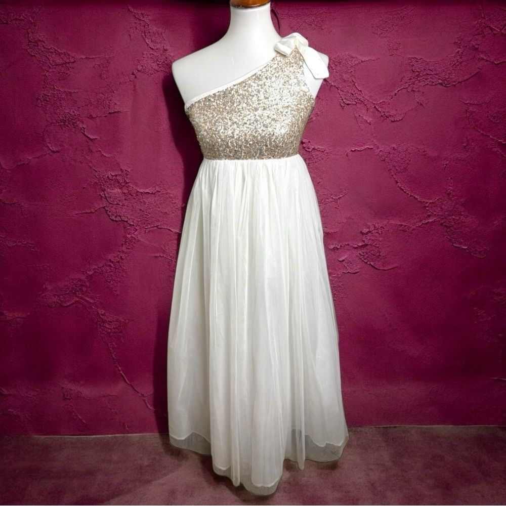 ⚫️⚫️⚫️ Poppies and Roses (Big Girl) Elegant One-Shoulder Gold White Tulle Gown